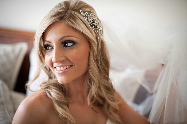 Hair accessories, from unique wedding hairstyles