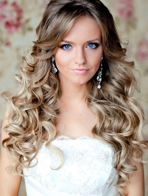Hairstyle for a wedding