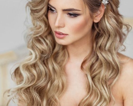 Hairstyles for the bride ideas and suggestions