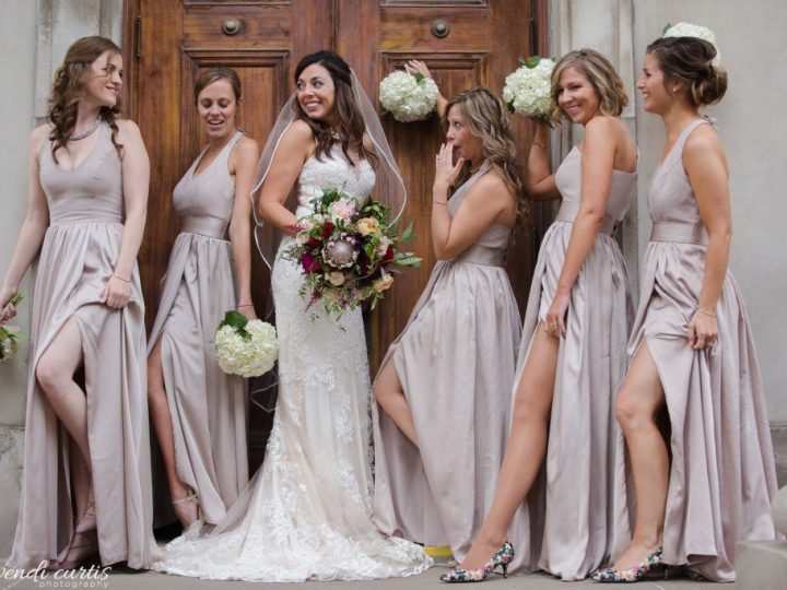 How to Choose the Perfect Wedding Dress in California (CA)